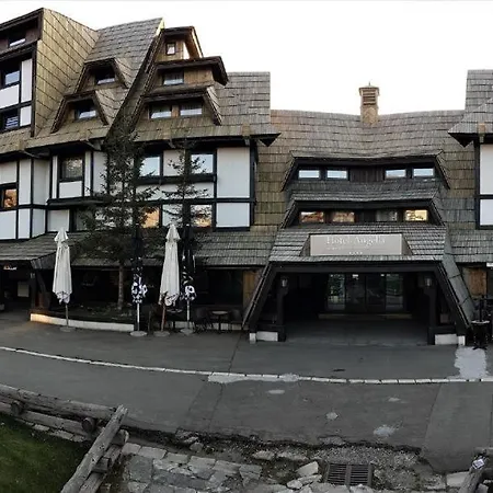 Angella Konaci Apartment